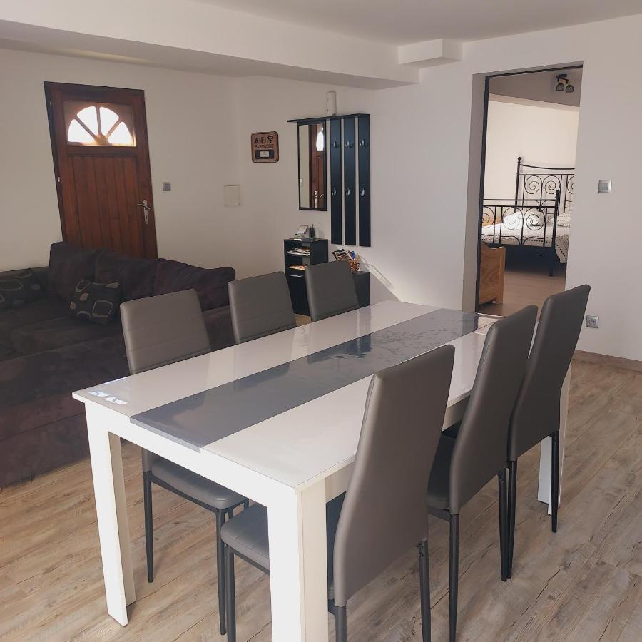 Au Petit Bois Magique Apartment Payrac Luaran gambar